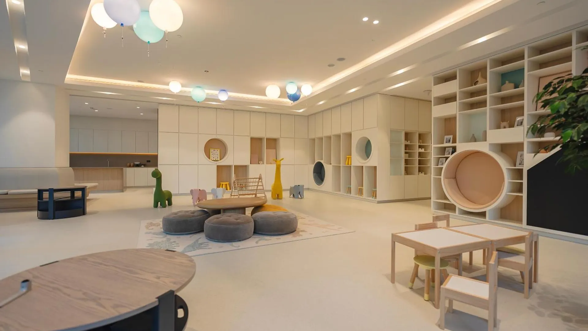 Downtown Luxury - Elegant 1-Bedroom Apartment - 5 Minutes Walk To Dubai Mall