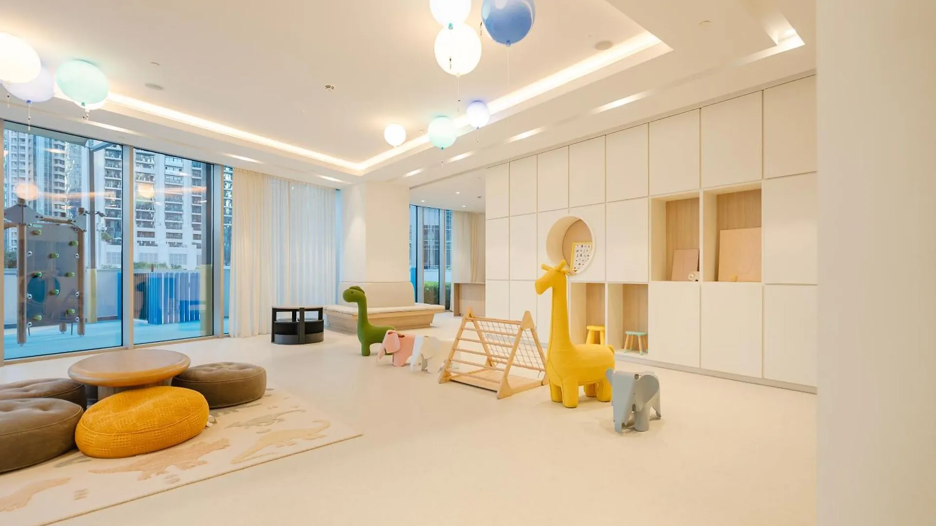 Downtown Luxury - Elegant 1-Bedroom Apartment - 5 Minutes Walk To Dubai Mall