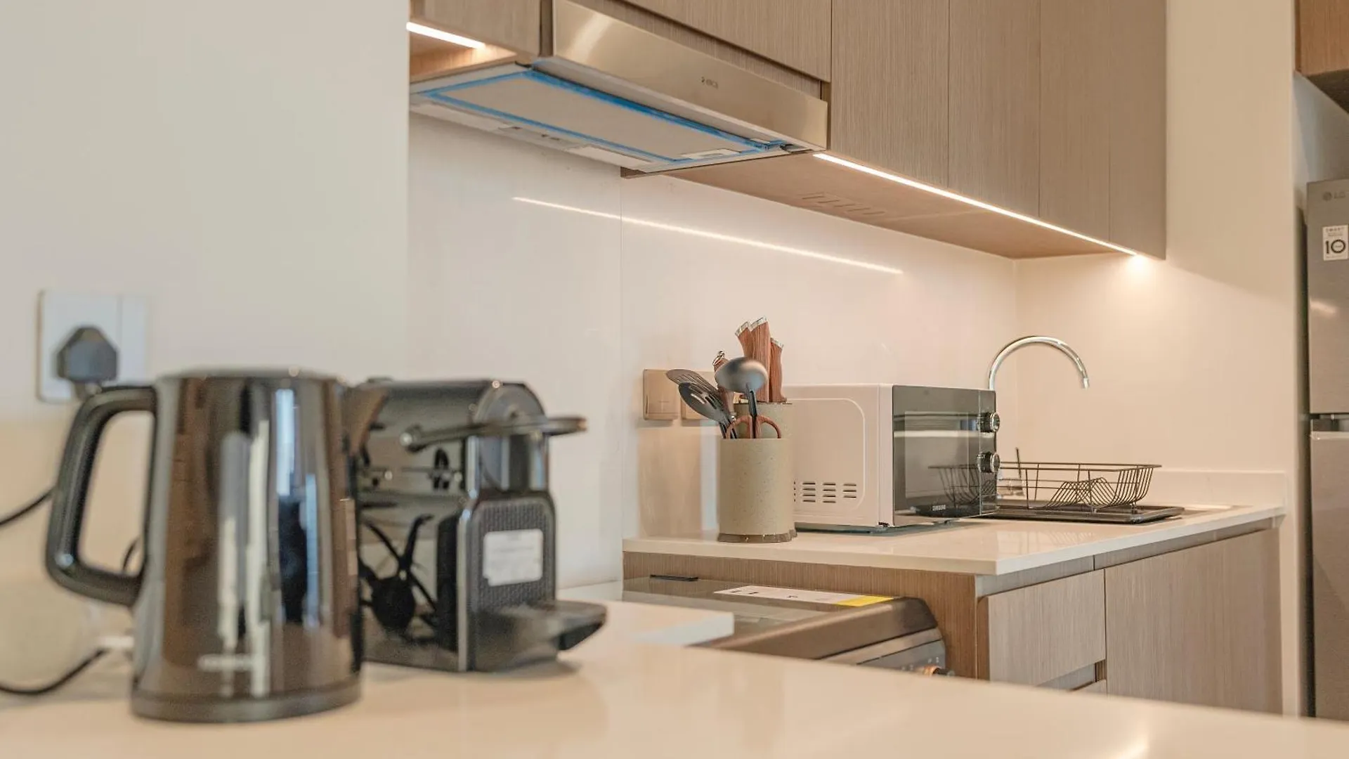 Downtown Luxury - Elegant 1-Bedroom Apartment - 5 Minutes Walk To Dubai Mall United Arab Emirates